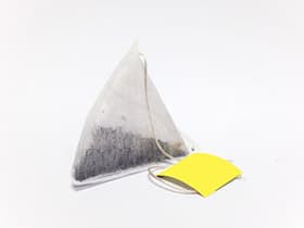 P05-9-S04-pic1-triangle-bag-tea-bag-example-1 Triangle Pouch Packaging Machine