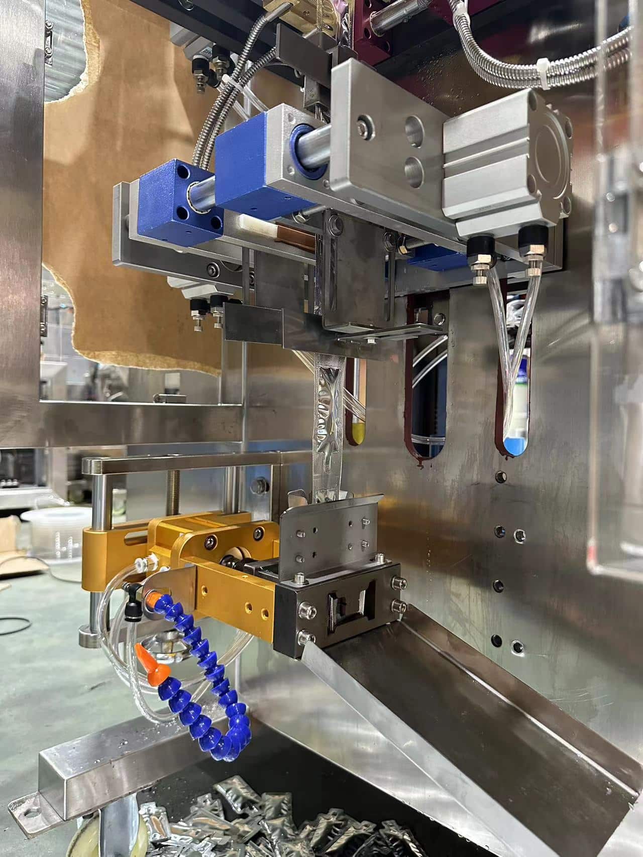 Pouch Packing Machines